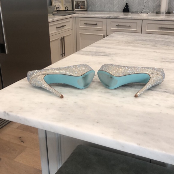 Betsey Johnson heels - Picture 4 of 7